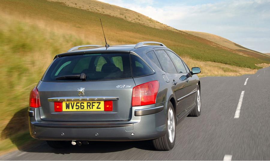  Peugeot 407 SW 2005 года  (фото 18 из 30)
